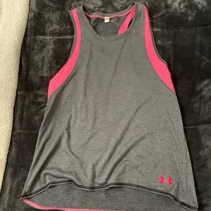 Tank top under armour
